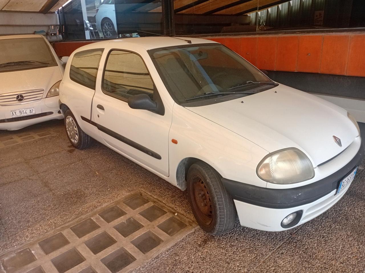 Renault Clio 1.2 cat 3 porte RT