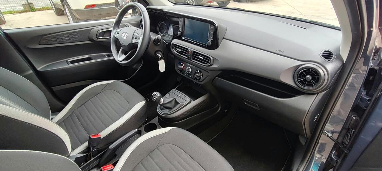 Hyundai i10 1.0 MPI Tech "SOLO 19.000 KM"