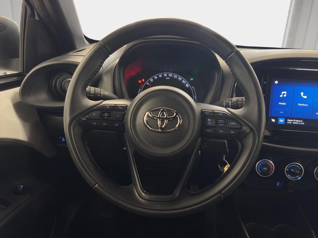 Toyota Aygo X 1.0 Active 72cv