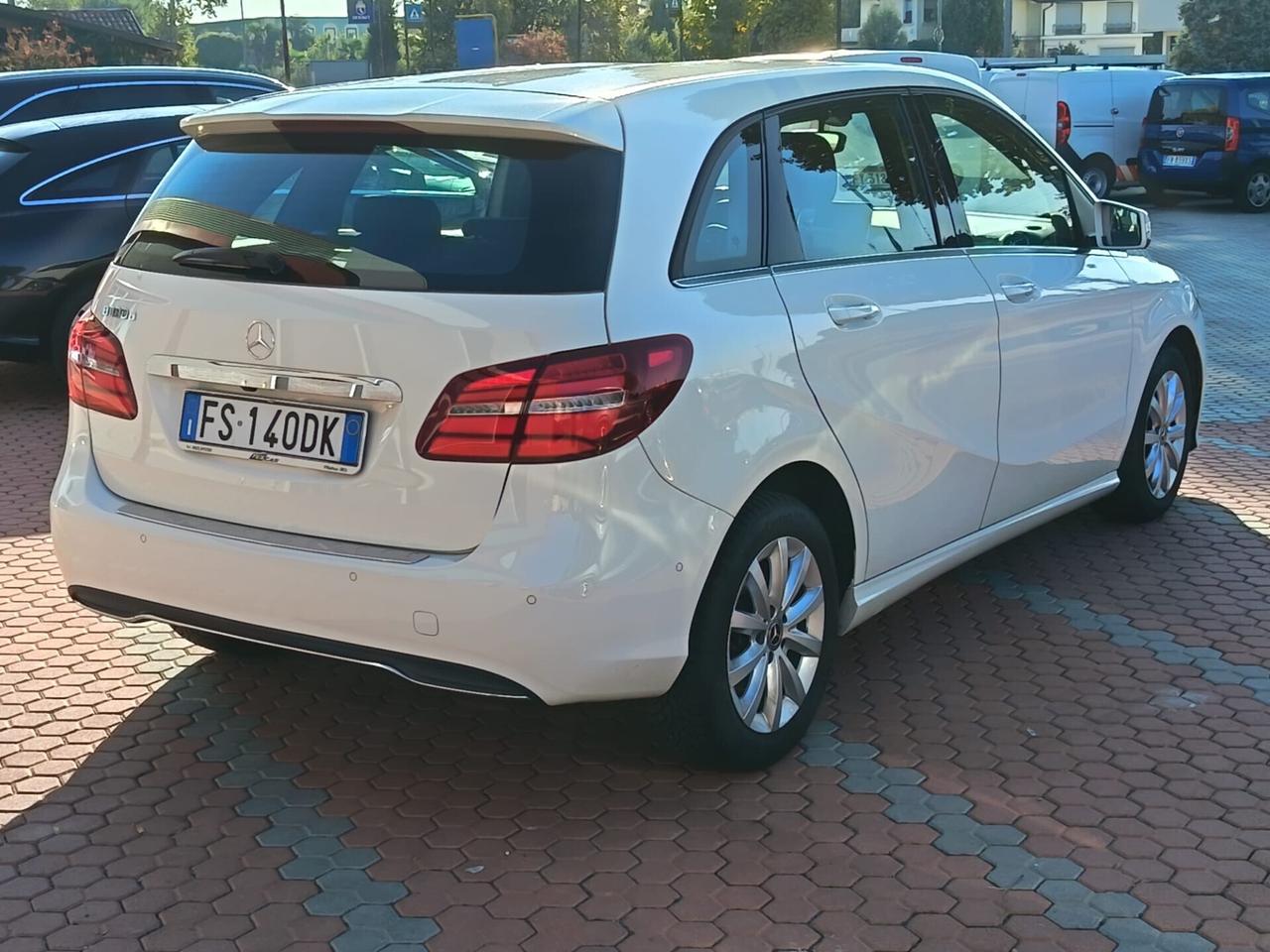 Mercedes-benz B 180 Automatica - Neopatentati Tagliandi Mercedes