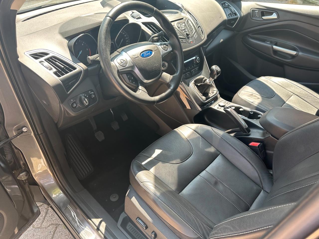 Ford Kuga 2.0 TDCI 150 CV S&S 4WD