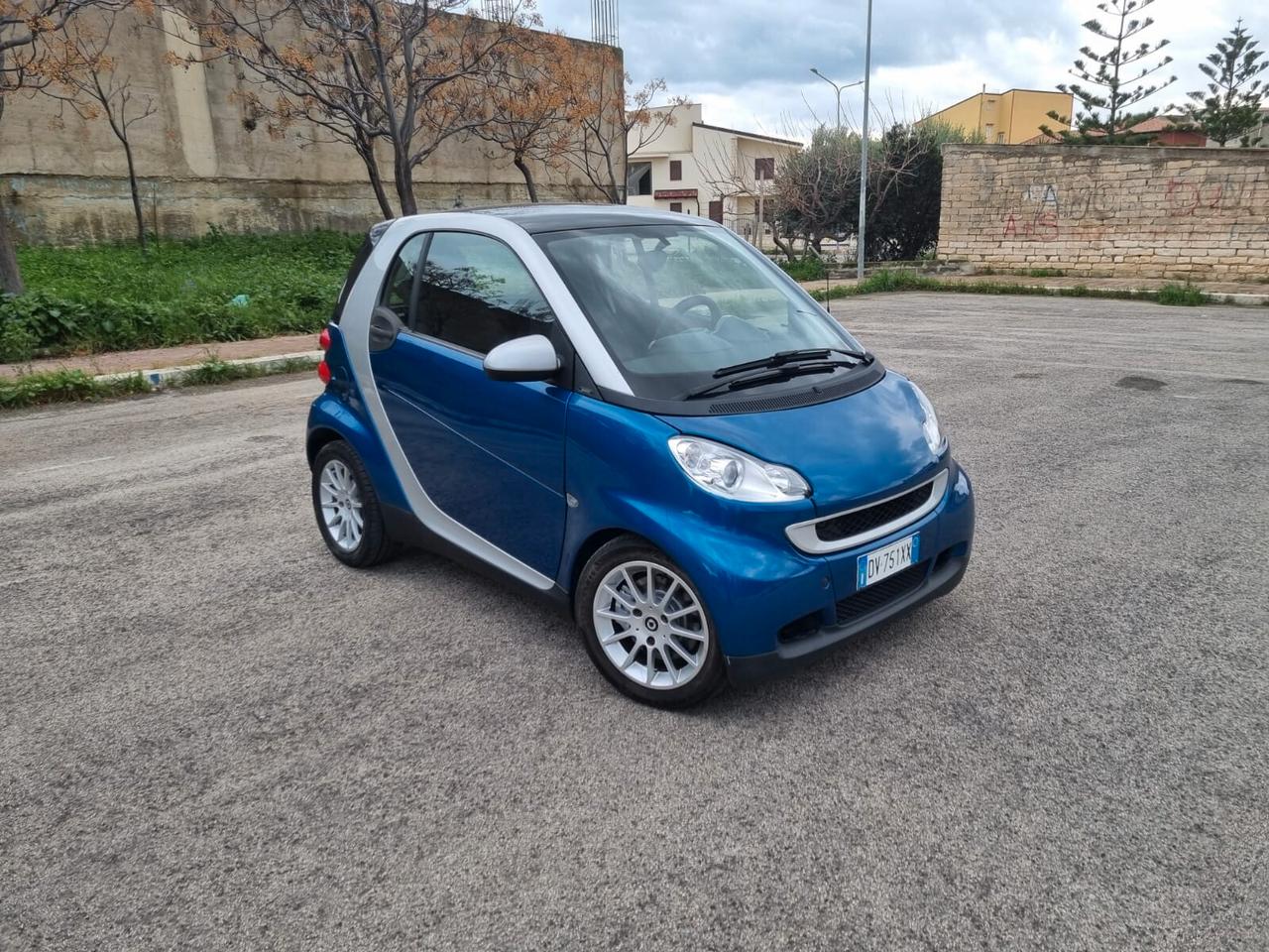 Smart ForTwo 1000 52 kW coupé passion