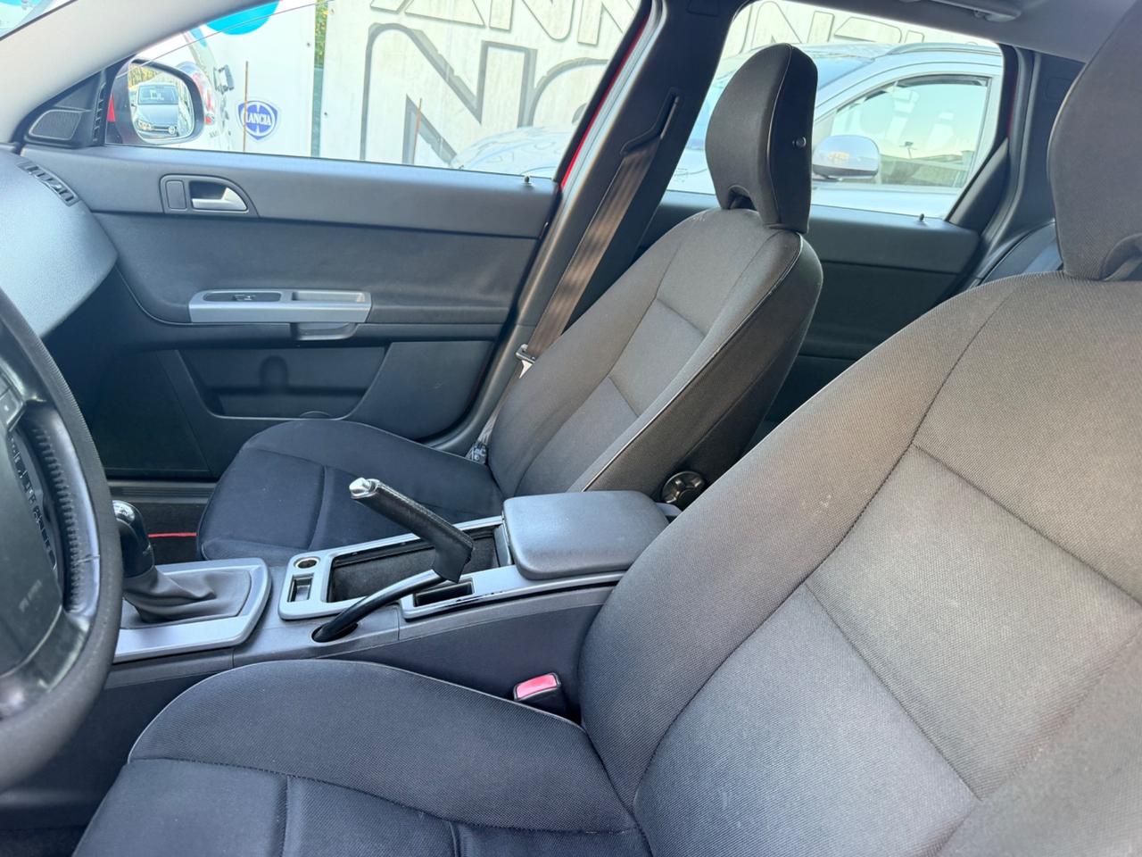 Volvo V50 1.6 D DRIVe cat R-Design