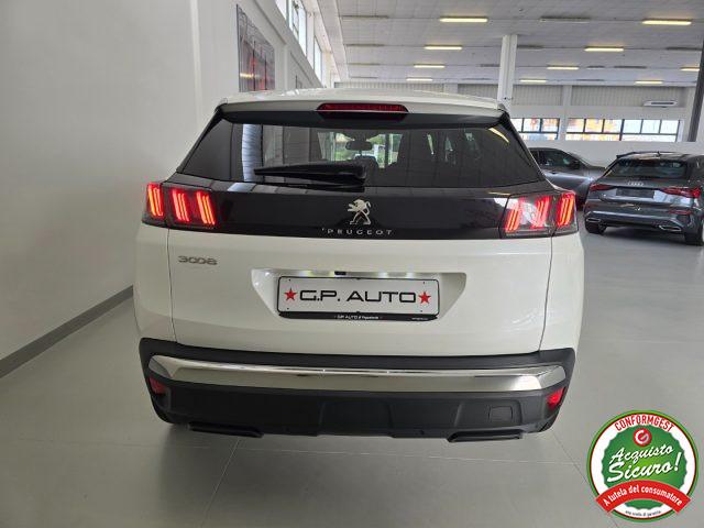 PEUGEOT 3008 PureTech Turbo 130 S&S Allure Pack