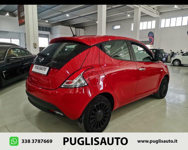 LANCIA Ypsilon 1.0 FireFly 5 porte S&S Hybrid Ecochic Silver