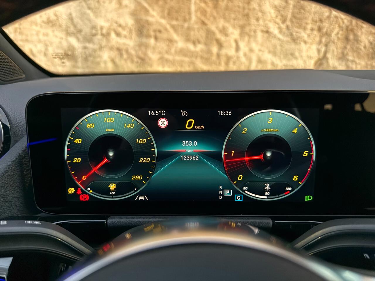 Mercedes GLA200 PREMIUM/2000 150CV/LUCI 64/CERCHI19"