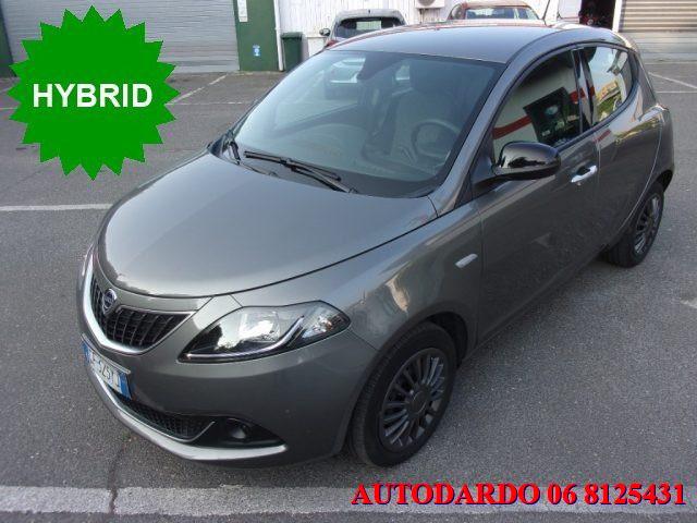 LANCIA Ypsilon 1.0 FireFly 5 porte S&S Hybrid Ecochic Silver