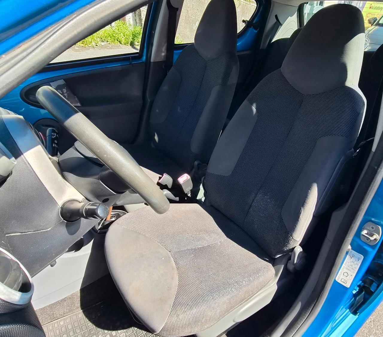 Peugeot 107 1.0 68CV 5p. Sweet Years