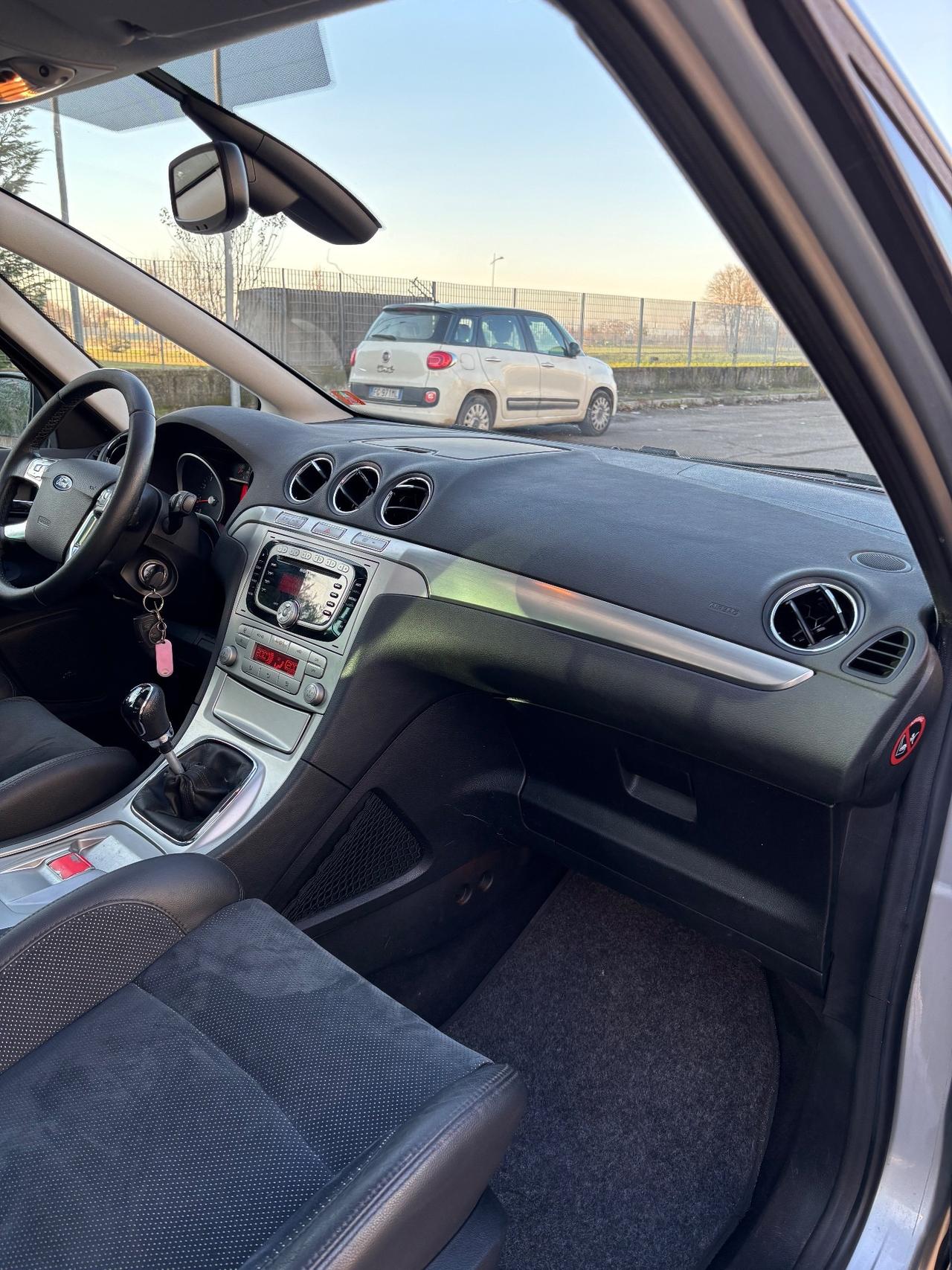 Ford S-Max 2.0 145CV Titanium