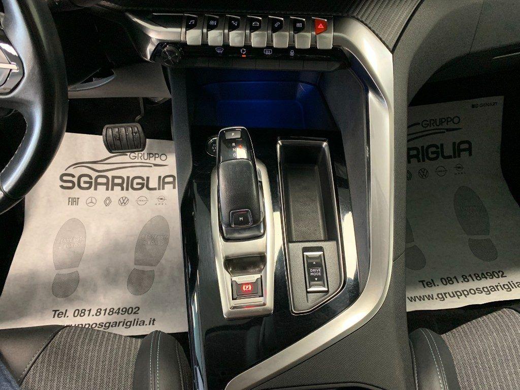 Peugeot 3008 EAT8 Allure Pack Automatico 1.5 BlueHDi