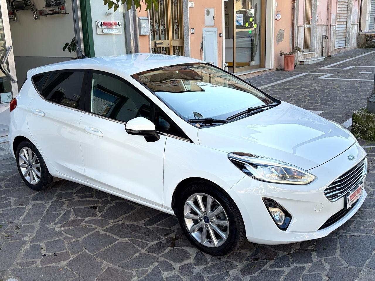 Ford Fiesta 1.5 EcoBlue 5P Titanium FULL/LED/NAV
