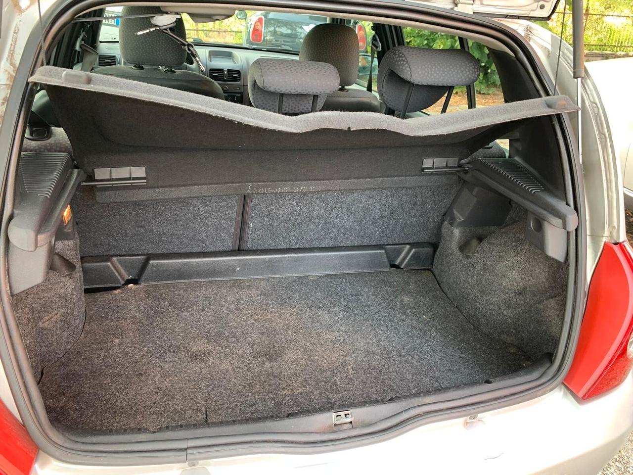Renault Clio Storia 1.2 5 porte GPL Confort