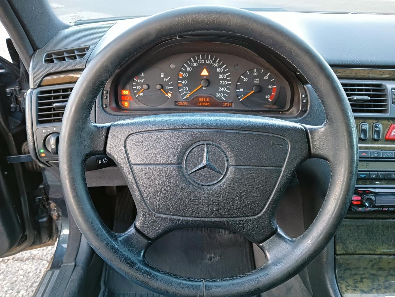 Mercedes-benz E 250 E 250 turbodiesel cat Avantgarde