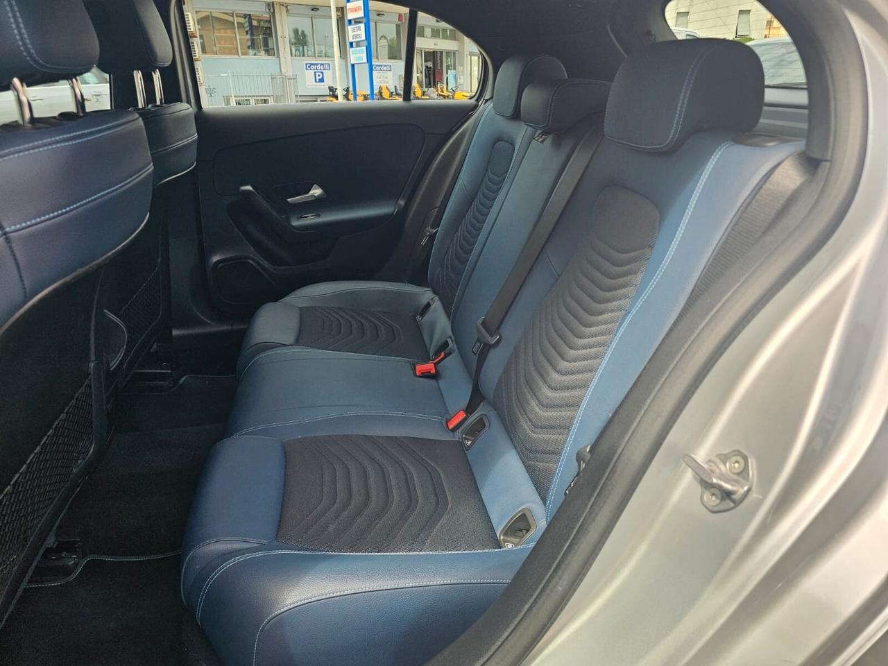 Mercedes-benz A 180 d Automatic Business Extra