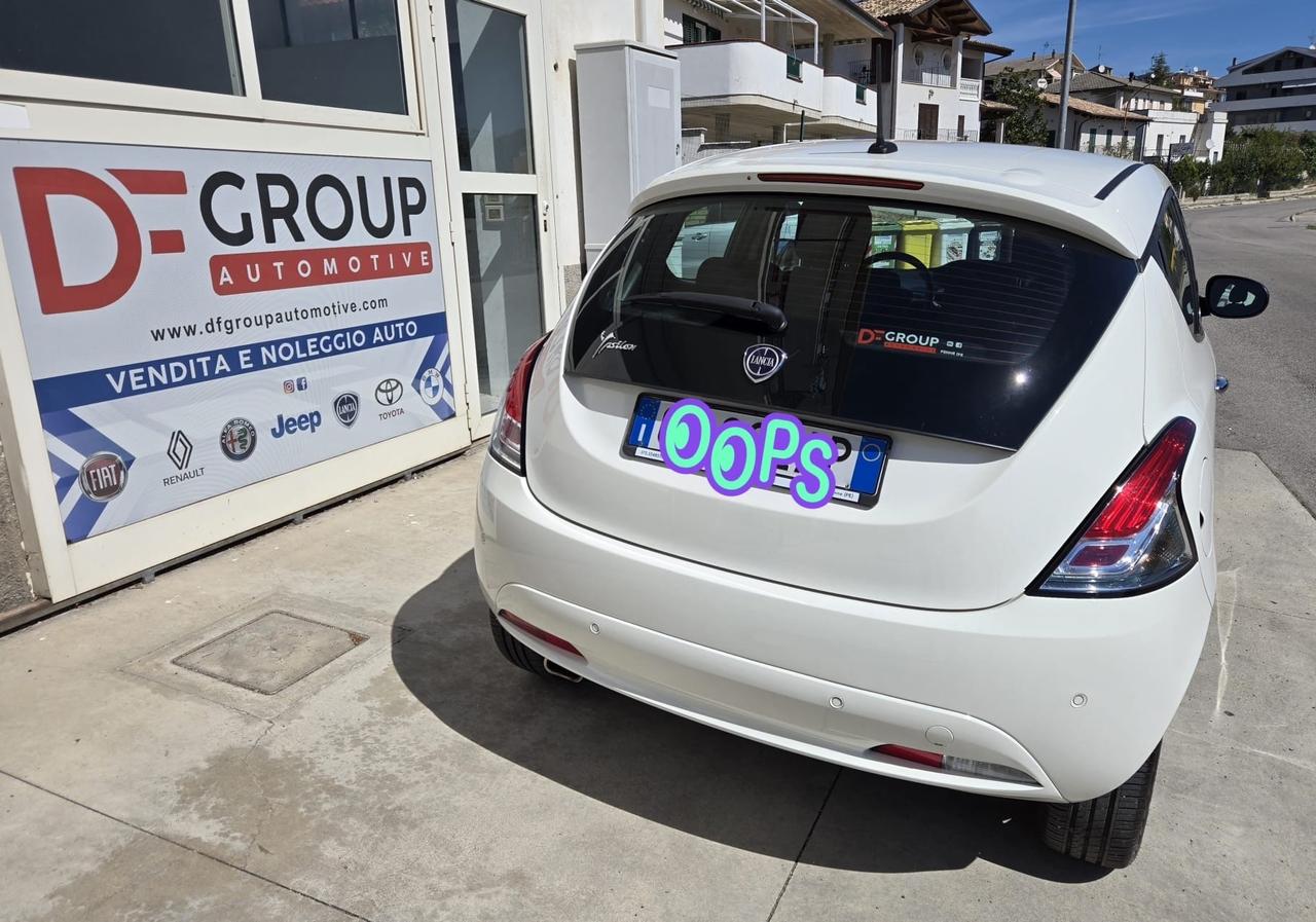 Lancia Ypsilon 1.2 69 CV 5 porte GPL Ecochic Gold
