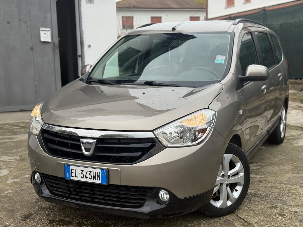Dacia Lodgy 7 POSTI 1.5 DIESEL POCHI KM NEOPATENTATI