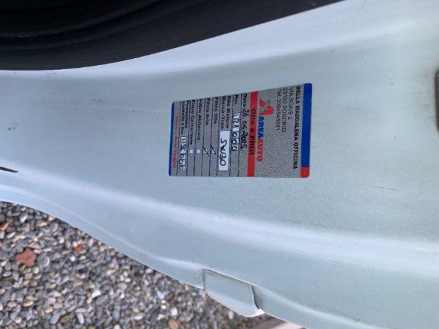 RENAULT Clio 1.2 16V 3 porte Live!