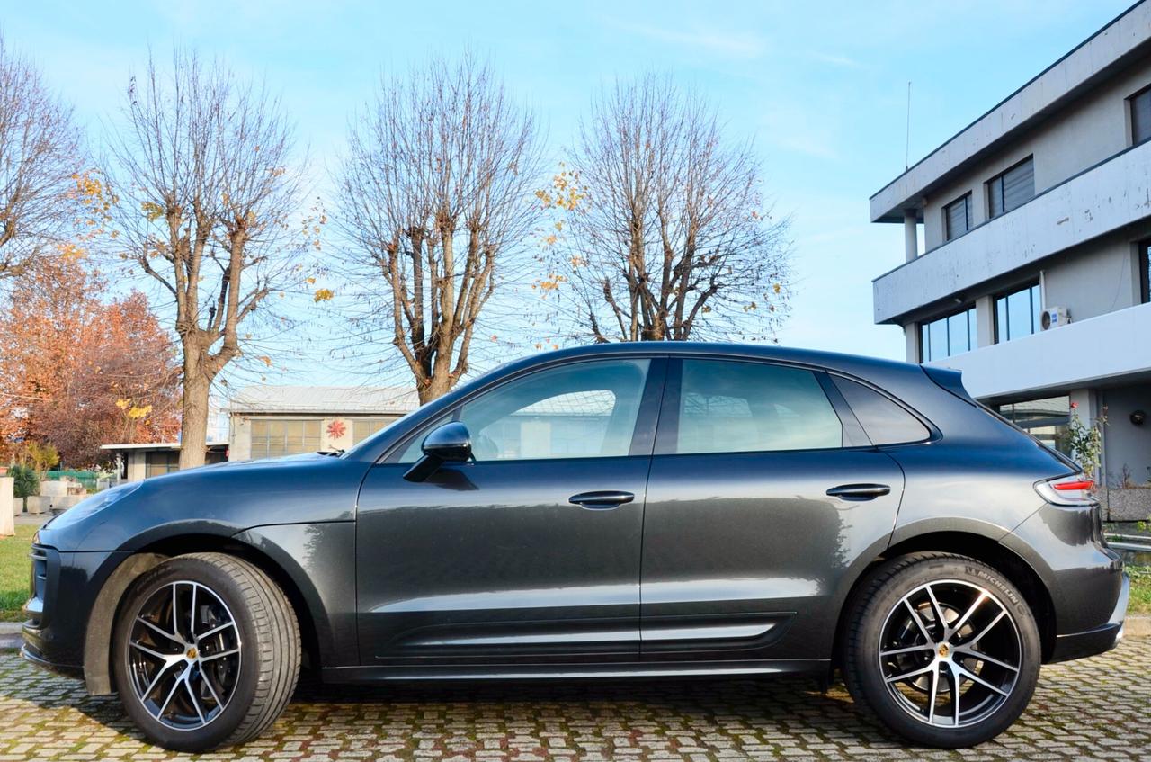 PORSCHE MACAN 2.0 265cv PDK UNICOPROPRIETARIO, SERVICE PORSCHE, UFF ITALIANA, MATRIX, BOSE, SPORT CHRONO, 20", PERMUTE