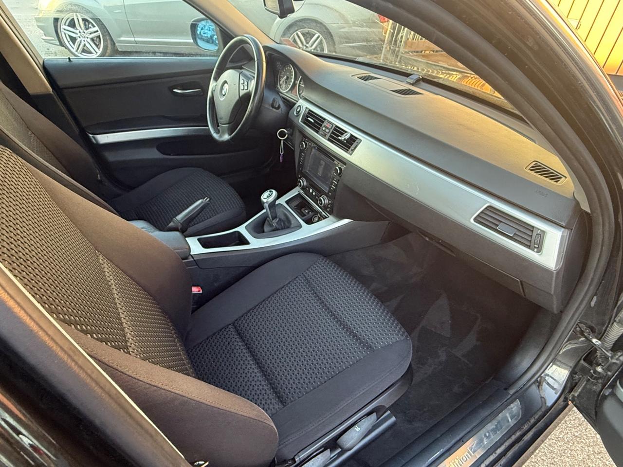 BMW 318d 2.0 143CV BERLINA Futura 2011 EU5