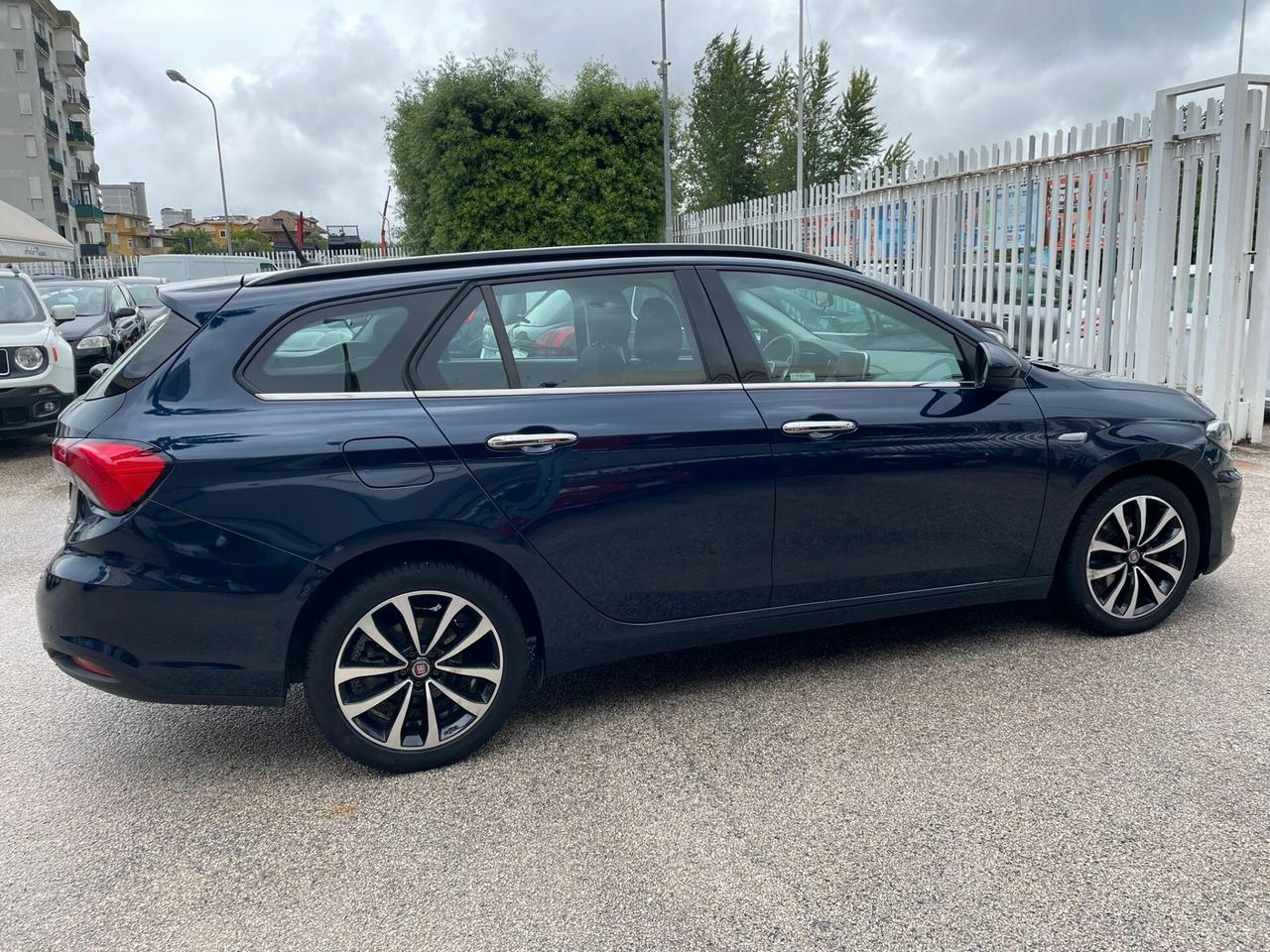 Fiat Tipo 1.3 Mjt S&S SW Lounge