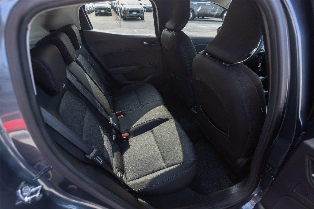 RENAULT Clio 1.6 E-Tech hybrid Zen 140cv auto my21 del 2022