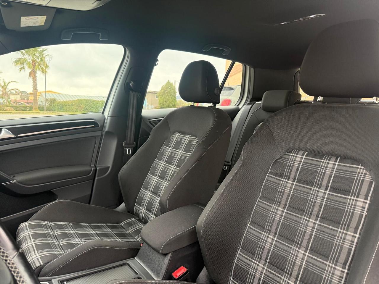 Volkswagen Golf Business GTD 2.0 TDI DSG 5p. 4 Free BlueMotion Tech.