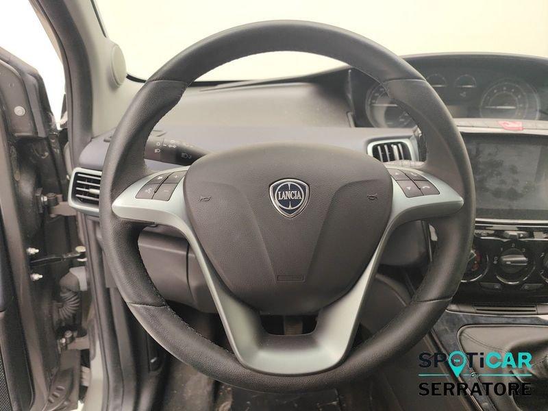 Lancia Ypsilon III 2021 1.0 firefly hybrid Platino s&s 70cv