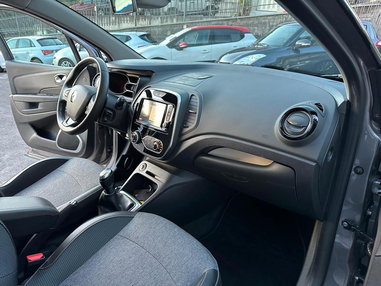 Renault Captur dCi 8V 90 CV EDC Sport Edition2
