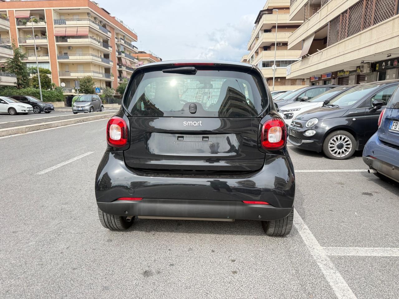 Smart ForTwo 70 1.0 twinamic Perfect pelle PDC panorama sedili riscaldati cerchi 16 bluetooth