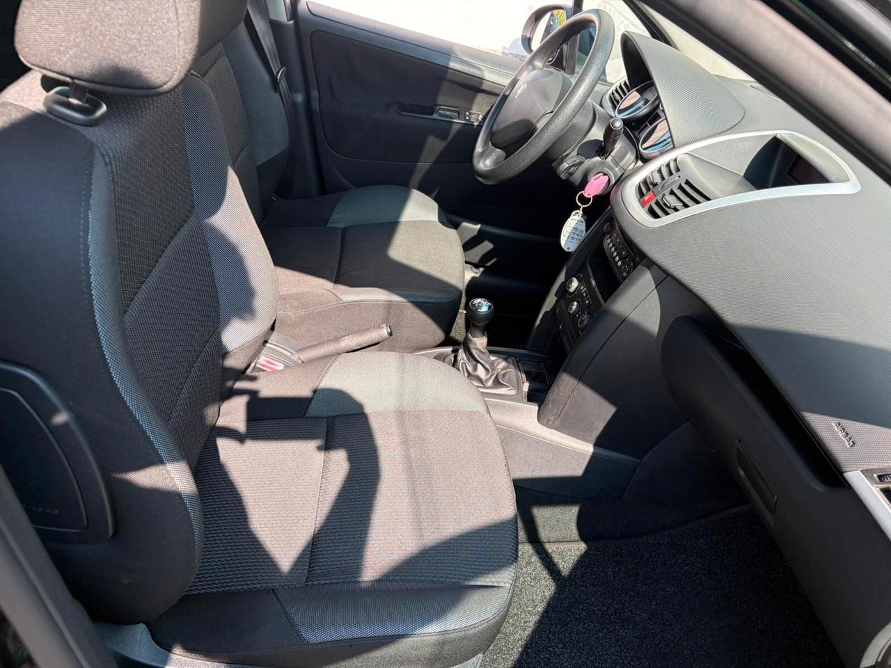 Peugeot 207 1.4 8V 75CV 5p. X Line*NEOPATENTATI