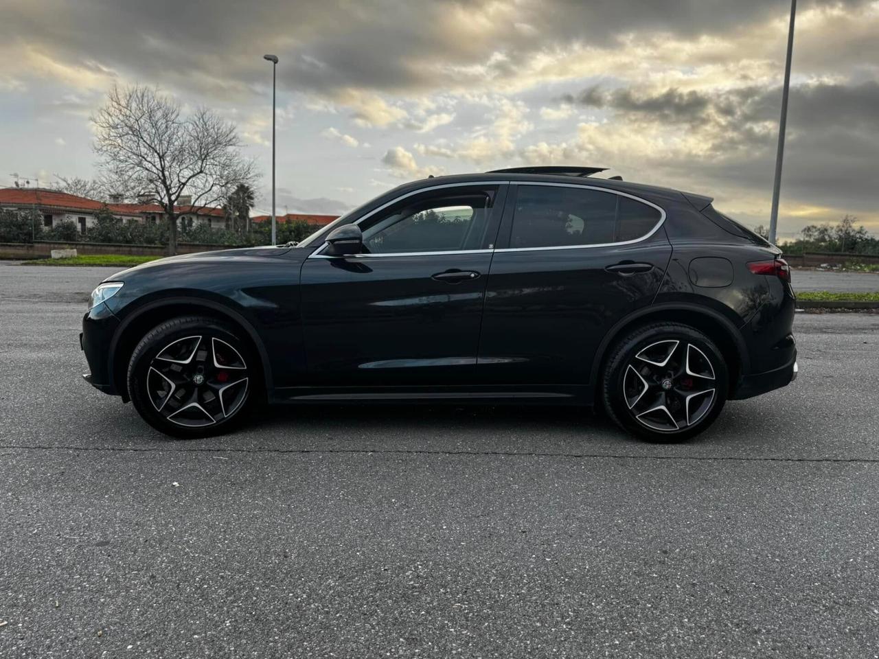Alfa Romeo Stelvio 2.2 Turbodiesel 210 CV AT8 Q4 Lusso - 2017
