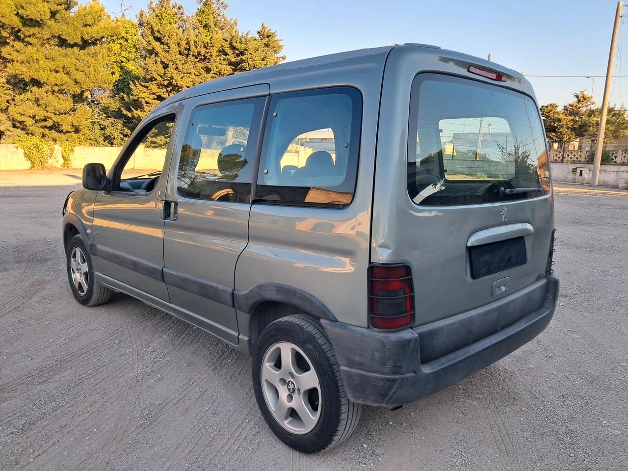 Peugeot Ranch 1.9 diesel - CLIMA-5 P0STI