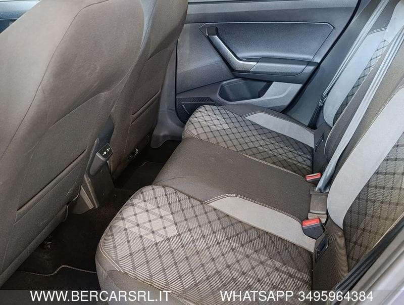Volkswagen Taigo 1.0 TSI 110 CV R-Line*VIRTUAL COCKPIT*TETTO*PDC*LED*