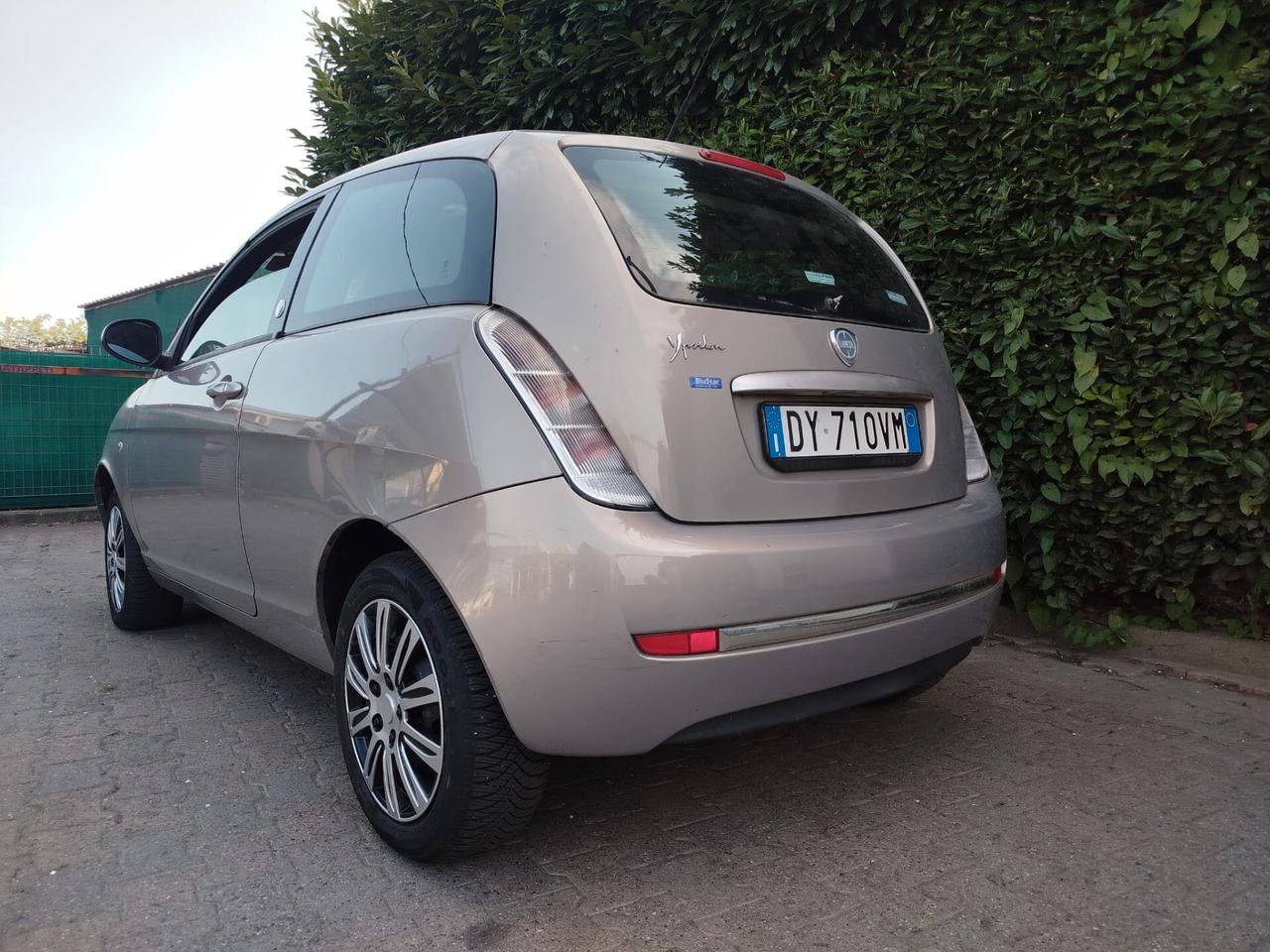 Lancia Ypsilon 1.4 Oro Ecochic GPL