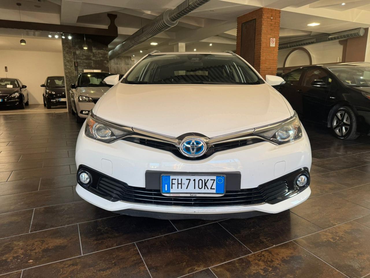 Toyota Auris Touring Sports 1.8 Hybrid Business