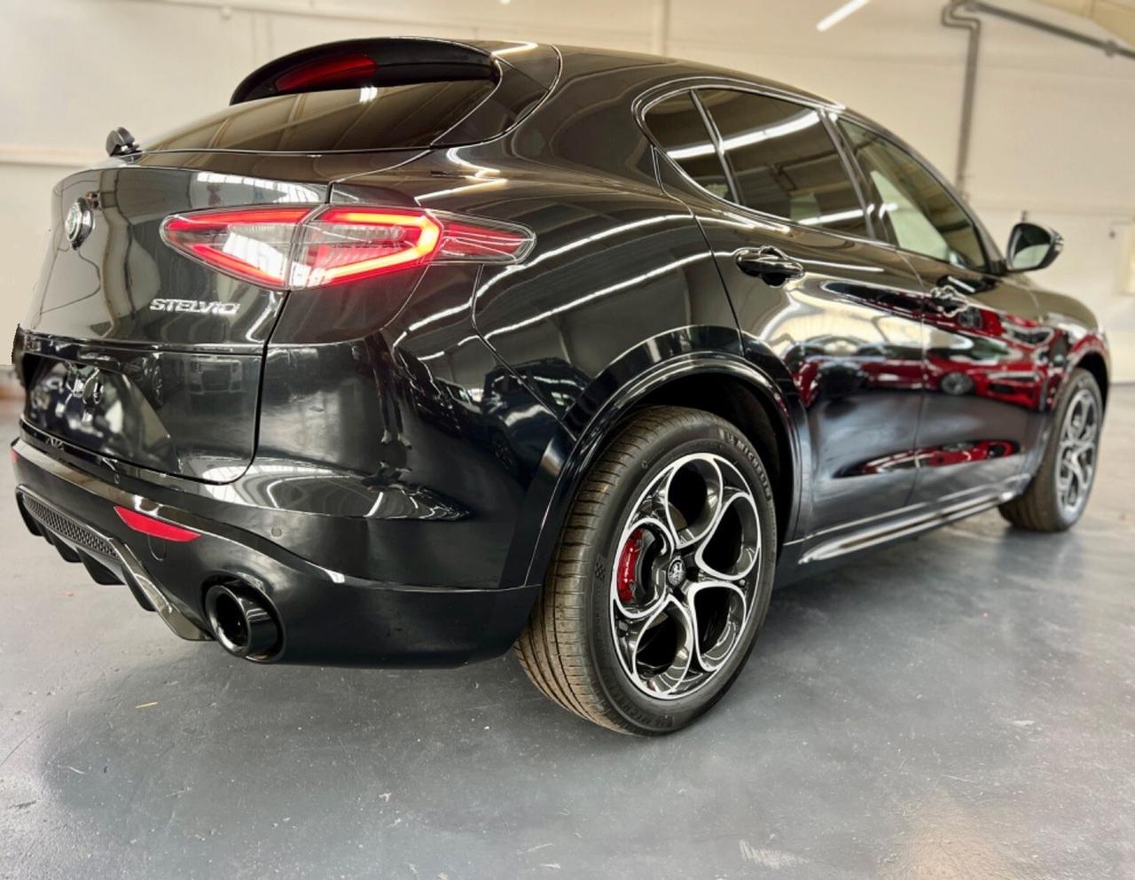 Alfa Romeo Stelvio 2.2 Turbodiesel 210 CV AT8 Q4 Veloce