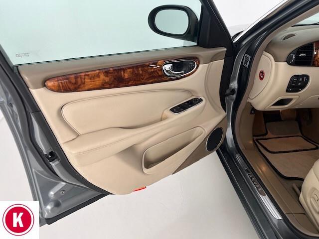 Jaguar XJ 3.5 V8 cat *ASI*