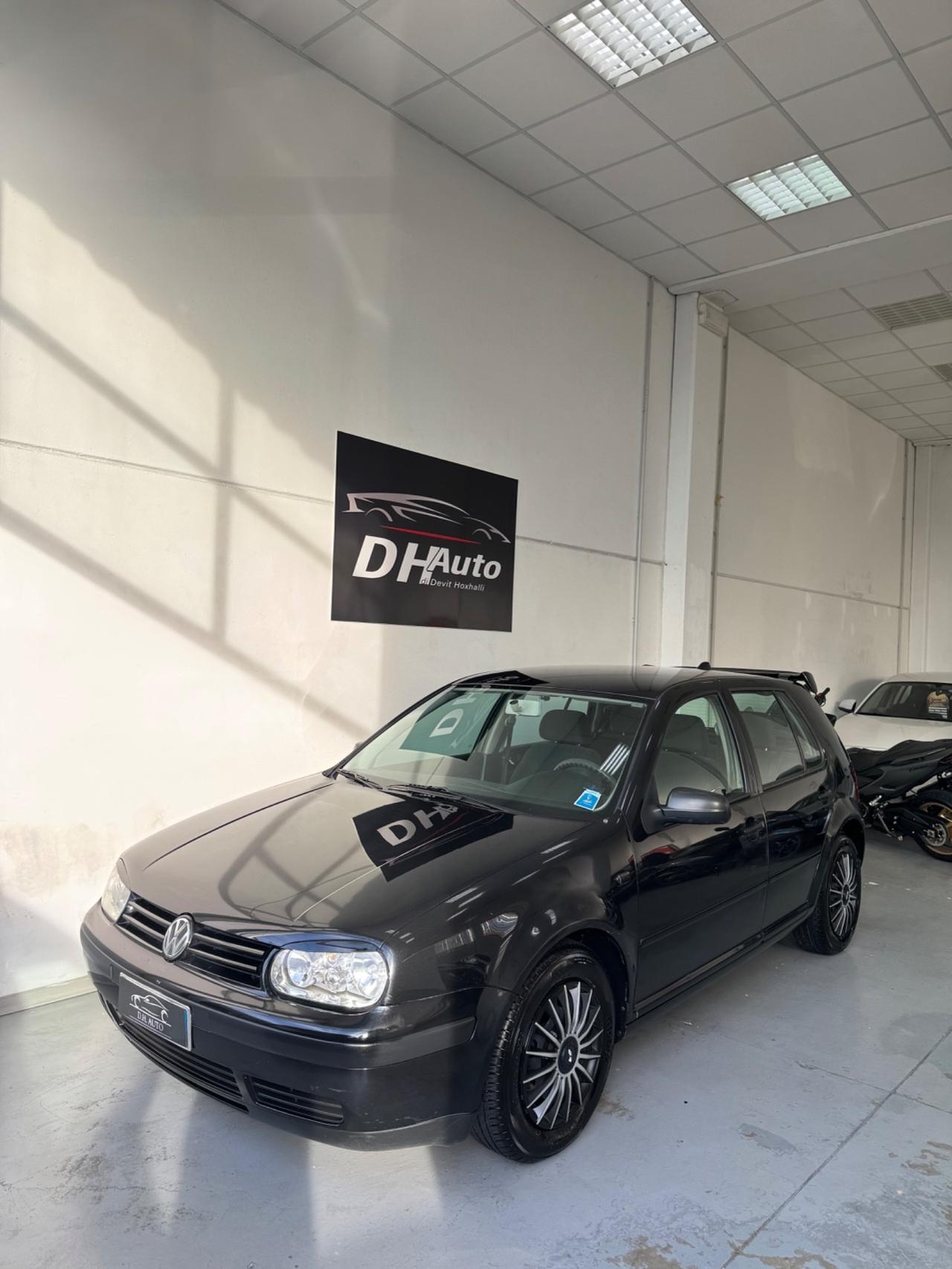 Volkswagen Golf 1.6 cat 5 porte