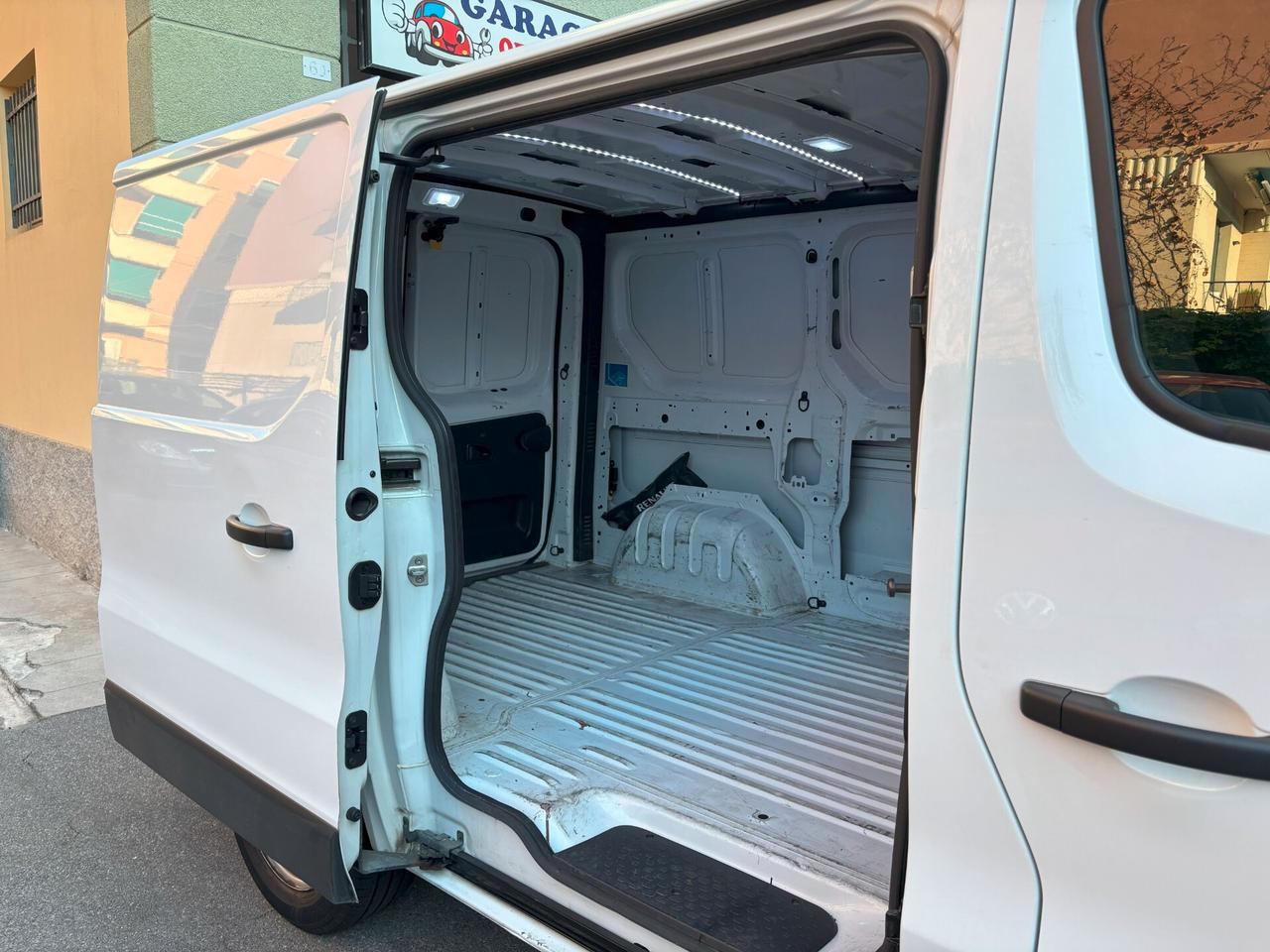 Renault Trafic T27 1.6 dCi 95CV PC-TN Furgone Energy Ice