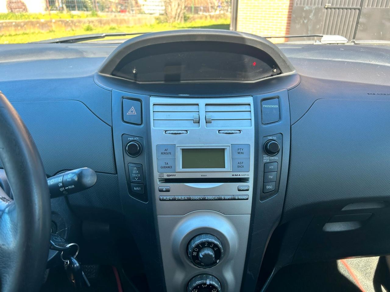 Toyota Yaris 1.3 5 porte Sol Benzina