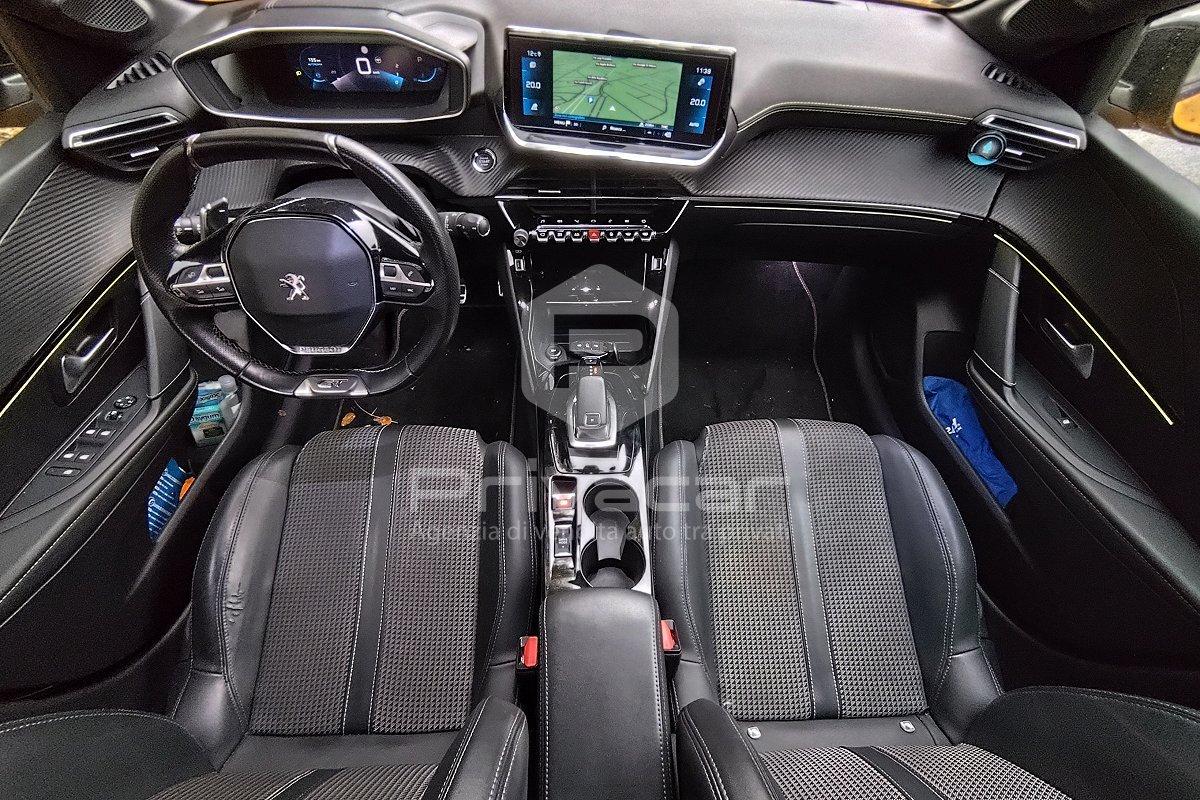 PEUGEOT 208 PureTech 100 Stop&Start EAT8 5 porte GT Line