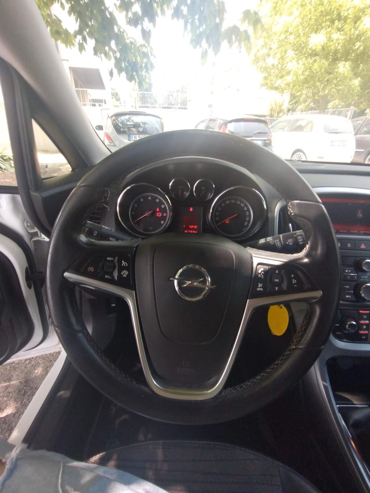 Opel Astra 1.4 Turbo 140CV Sports Tourer GPL Tech Cosmo