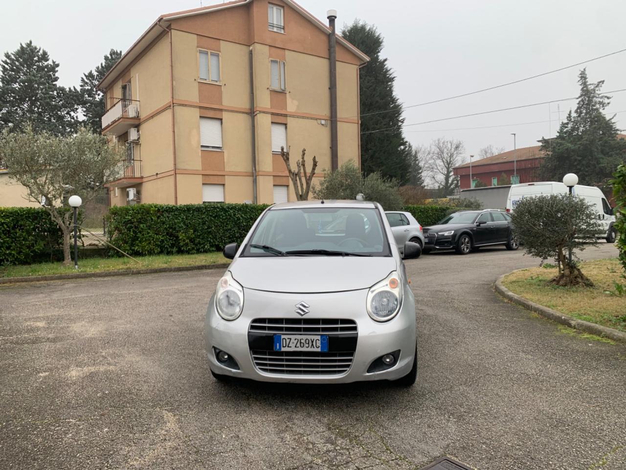 Suzuki Alto 1.0 GPL di serie