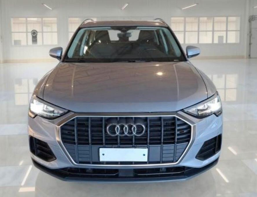Audi Q3 35 TDI quattro S tronic Business