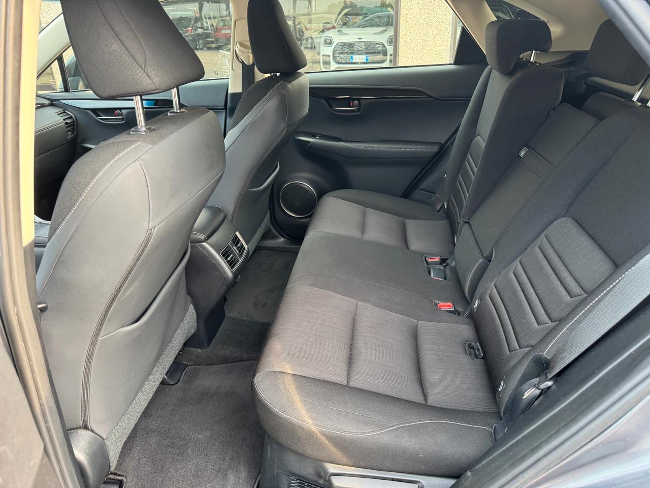 Lexus NX 300h Hybrid 4WD Business FULL OPTIONAL