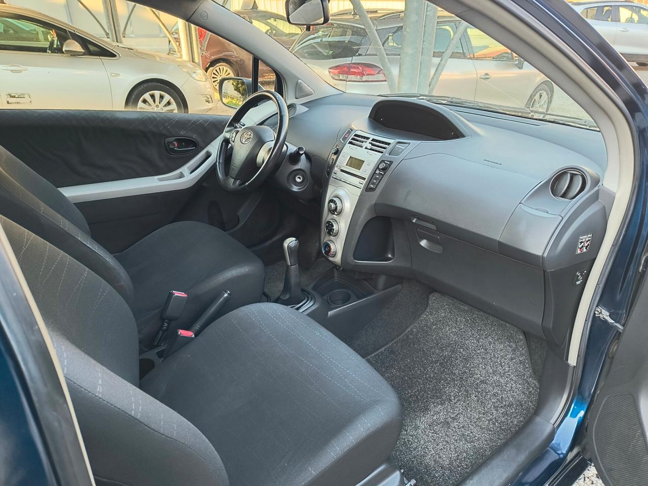 Toyota Yaris 1.0 3p Benzina