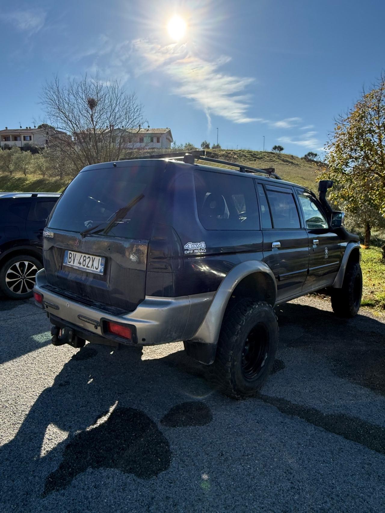 Mitsubishi Pajero Sport 2.5 TDI GLS Target