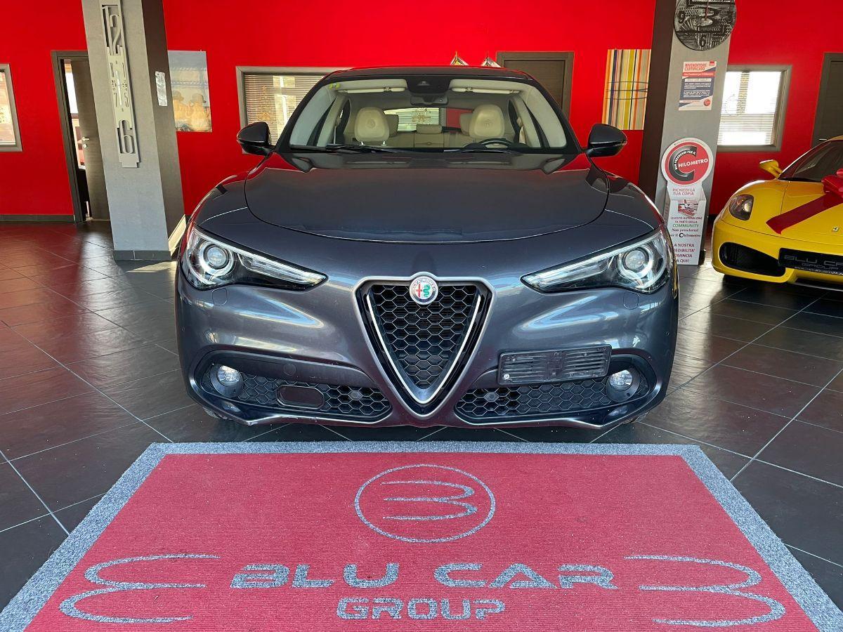 ALFA ROMEO - Stelvio - 2.2 T.diesel 180 CV AT8 Q4 Exec.