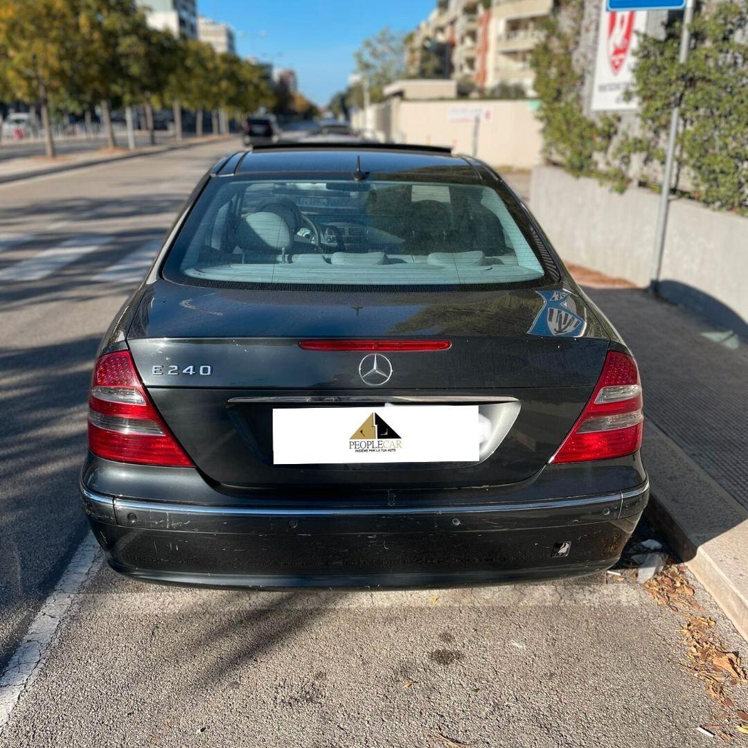 Mercedes Classe E 240 full optional