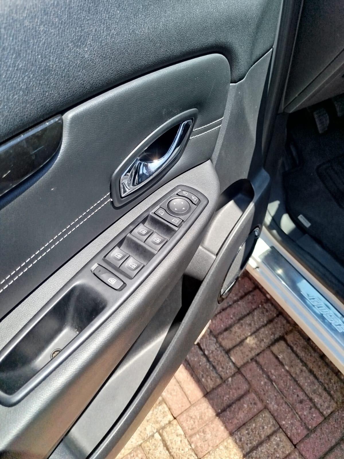 Renault Scenic Scénic XMod 1.5 dCi 110CV S&S Bose